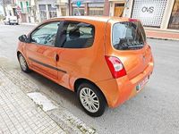 Usata Renault Twingo 60 CV (44 kW) 2007 Arancione Utilitaria