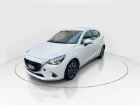 Usata Mazda 2 Exceed 105 CV (77 kW) 2018 Arctic white Berlina