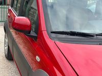 Usata Fiat Panda 4x4 Climbing 75 CV (55 kW) 2011 Rosso Utilitaria