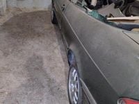 Usata Saab 900 150 CV (110 kW) 2006 Verde Utilitaria