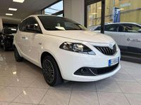Usata Lancia Ypsilon 69 CV (50 kW) 2022 Bianco Utilitaria