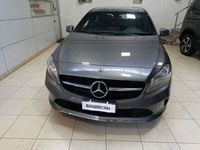 Usata Mercedes A180 Business 109 CV (80 kW) 2018 Grigio Berlina