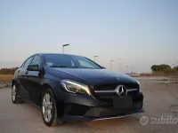 Usata Mercedes A180 Premium 109 CV (80 kW) 2017 Nero Utilitaria