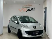 Usata Peugeot 107 68 CV (50 kW) 2005 Grigio Utilitaria