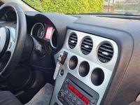Second-hand Alfa Romeo 159 Distinctive 170 CP (125 kW) 2010 Negru Break
