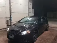 Begagnad Seat Leon 105 HK (77 kW) 2006 Svart Halvkombi