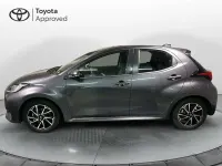 Usata Toyota Yaris Hybrid Comfort 116 CV (85 kW) 2021 Grigio Berlina