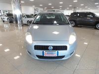 Usata Fiat Grande Punto 65 CV (47 kW) 2006 Argento Utilitaria