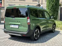 Usata Ford Tourneo Courier Active 125 CV (91 kW) 2024 Verde Monovolume