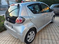Usata Toyota Aygo 68 CV (50 kW) 2010 Grigio Utilitaria