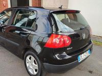 Usado VW Golf IV 105 CV (77 kW) 2006 Negro Berlina