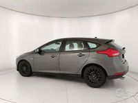Usata Ford Focus Business Edition 120 CV (88 kW) 2017 Grigio Utilitaria