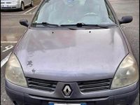 Usata Renault Clio II 68 CV (50 kW) 2006 Grigio Utilitaria