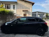 Usata Opel Astra 140 CV (102 kW) 2014 Berlina