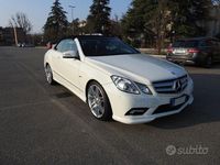 Usata Mercedes E250 Executive 204 CV (150 kW) 2011 Bianco Cabrio