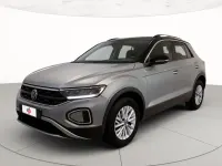 Usata VW T-Roc Life 110 CV (80 kW) 2023 Pyrit silver metallizzato nero SUV