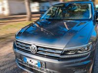 Usata VW Tiguan Business 150 CV (110 kW) 2017 Grigio SUV