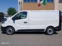 Usata Renault Trafic 125 CV (91 kW) 2017 Verice pastello Monovolume