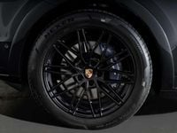 Usata Porsche Cayenne 470 CV (345 kW) 2025 Nero cromite metallizzato SUV