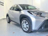 Usata Toyota Aygo X Lounge 72 CV (52 kW) 2022 Grigio SUV