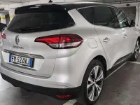 Usata Renault Scénic IV Intens 110 CV (80 kW) 2018 Argento Monovolume