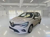 Usata Renault Clio V Business 100 CV (73 kW) 2022 Bianco Berlina