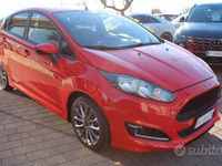 Usata Ford Fiesta ST-Line 95 CV (69 kW) 2017 Rosso Utilitaria