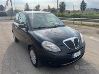 Usata Lancia Ypsilon 70 CV (51 kW) 2004 Nero Utilitaria