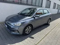 Begagnad Hyundai i20 Style 75 HK (55 kW) 2019 Grå Halvkombi