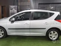 Usata Peugeot 207 73 CV (53 kW) 2009 Grigio Station wagon
