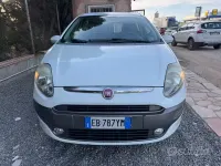 Usata Fiat Punto Evo Active 77 CV (56 kW) 2010 Bianco Utilitaria