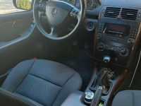 Begagnad Mercedes 180 109 HK (80 kW) 2008 Grå Sedan
