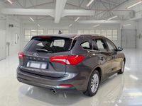 Begagnad Ford Focus Titanium 120 HK (88 kW) 2019 Grå Kombi