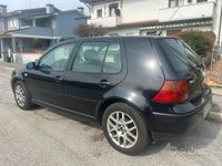 Usata VW Golf IV 130 CV (95 kW) 2003 Nero Berlina