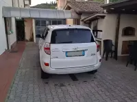 Usata Toyota RAV4 152 CV (111 kW) 2011 Bianco SUV