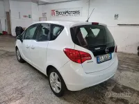Usata Opel Meriva Cosmo 120 CV (88 kW) 2015 Bianco Monovolume