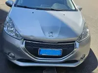 Usata Peugeot 208 Active 68 CV (50 kW) 2015 Argento Utilitaria