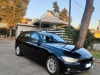 Usata BMW 318 143 CV (105 kW) 2014 Nero Station wagon