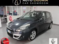 Usata Renault Scénic Dynamique 110 CV (80 kW) 2010 Giallo Monovolume