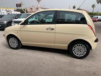 Usata Lancia Ypsilon 60 CV (44 kW) 2004 Beige Utilitaria