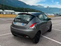 Usata Lancia Ypsilon 80 CV (58 kW) 2019 Grigio Utilitaria