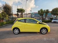 Usata Toyota Aygo Cool 69 CV (50 kW) 2017 Giallo Utilitaria