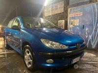 Usata Peugeot 206 90 CV (66 kW) 2005 Blu Berlina