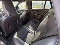 Usata Volvo V60 CC Momentum 150 CV (110 kW) 2016 Station wagon