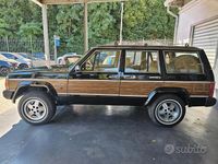 Usata Jeep Cherokee 173 CV (127 kW) 1989 Nero SUV