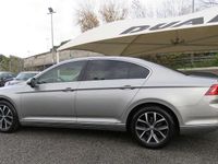 Usata VW Passat Executive 150 CV (110 kW) 2018 Argento Berlina