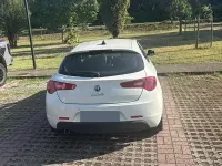 Usata Alfa Romeo Giulietta 105 CV (77 kW) 2016 Bianco Utilitaria