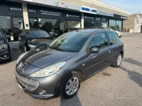 Usata Peugeot 206 60 CV (44 kW) 2010 Grigio Berlina