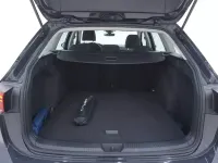 Usata VW Golf VIII Life 116 CV (85 kW) 2022 Grigiogrigio Station wagon