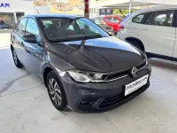 Usata VW Polo Life 80 CV (58 kW) 2023 Grigio Utilitaria